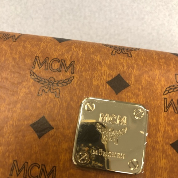 MCM Sunglasses - SOLD - Picture 6 of 6